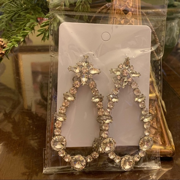 Rhinestone Statement Earring’s - Picture 1 of 1